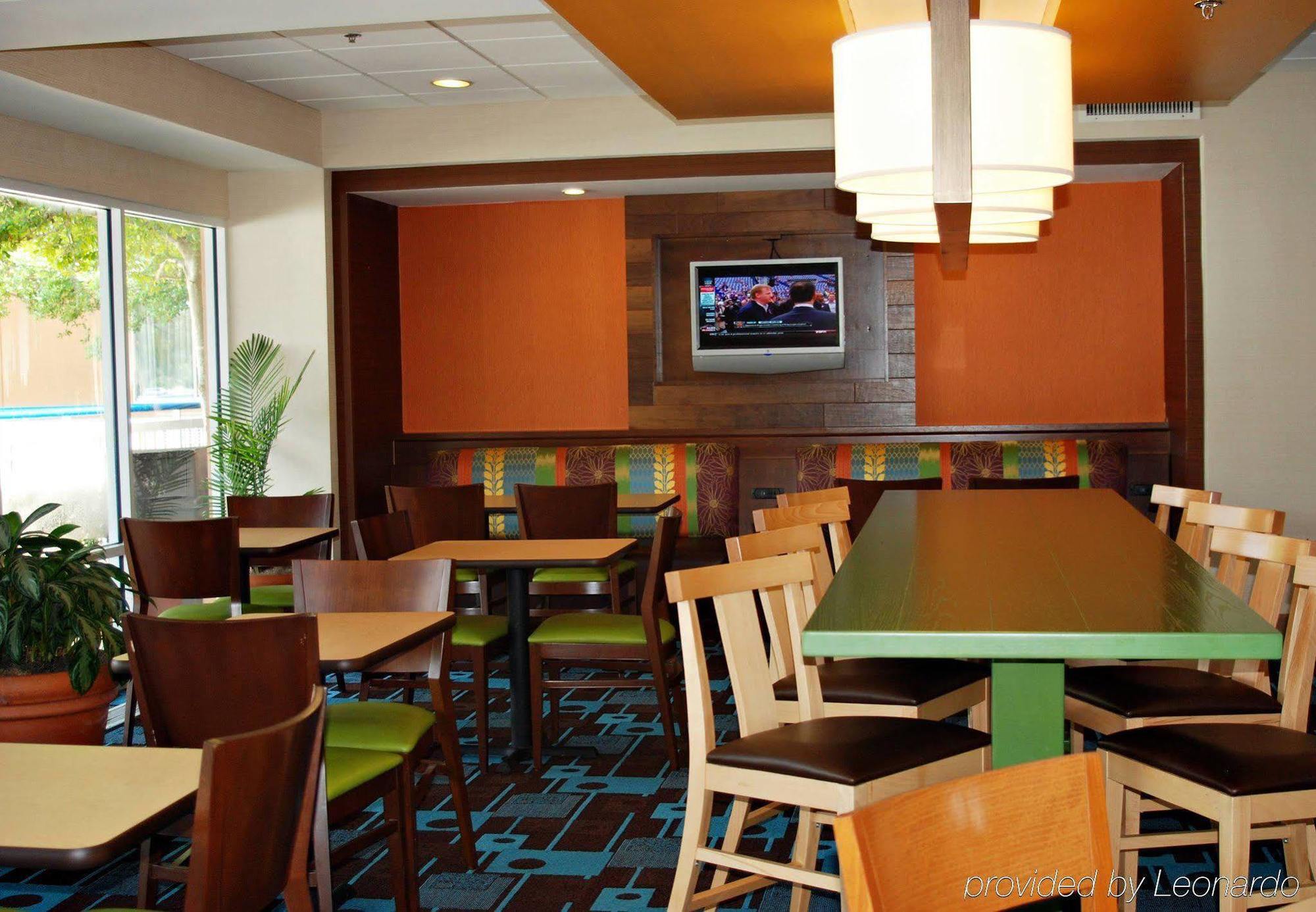 Fairfield Inn Myrtle Beach Broadway At The Beach Ngoại thất bức ảnh